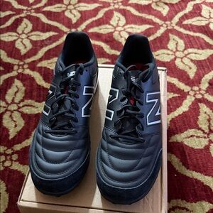 New Balance Men's Black and Gray Sneakers